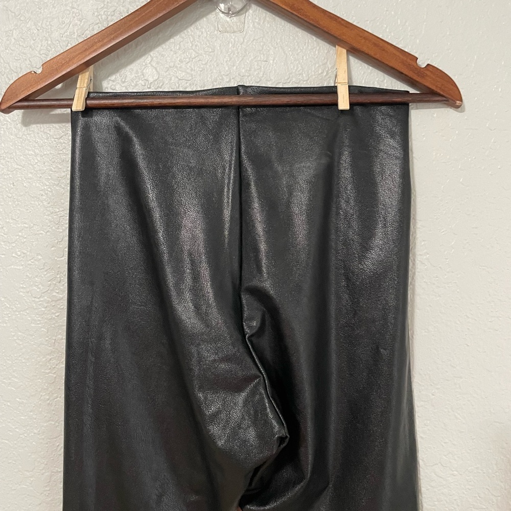 COMMANDO Faux stretch-leather leggings - Picture 8 of 12